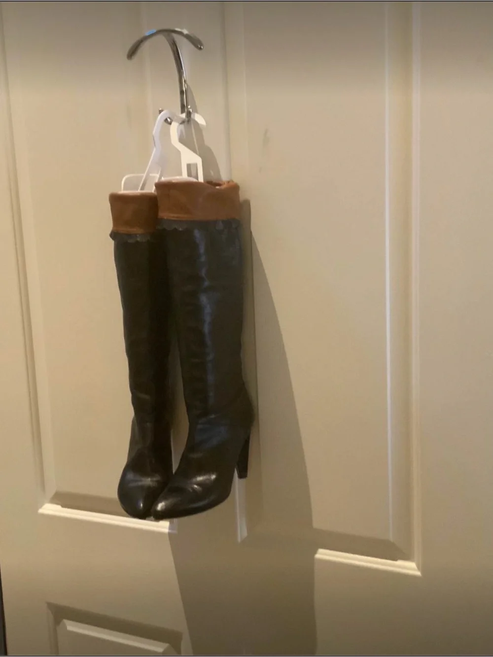 Women's Black Over-the-Knee Pointed-Toe Heeled Boots